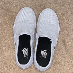 Women’s white vans